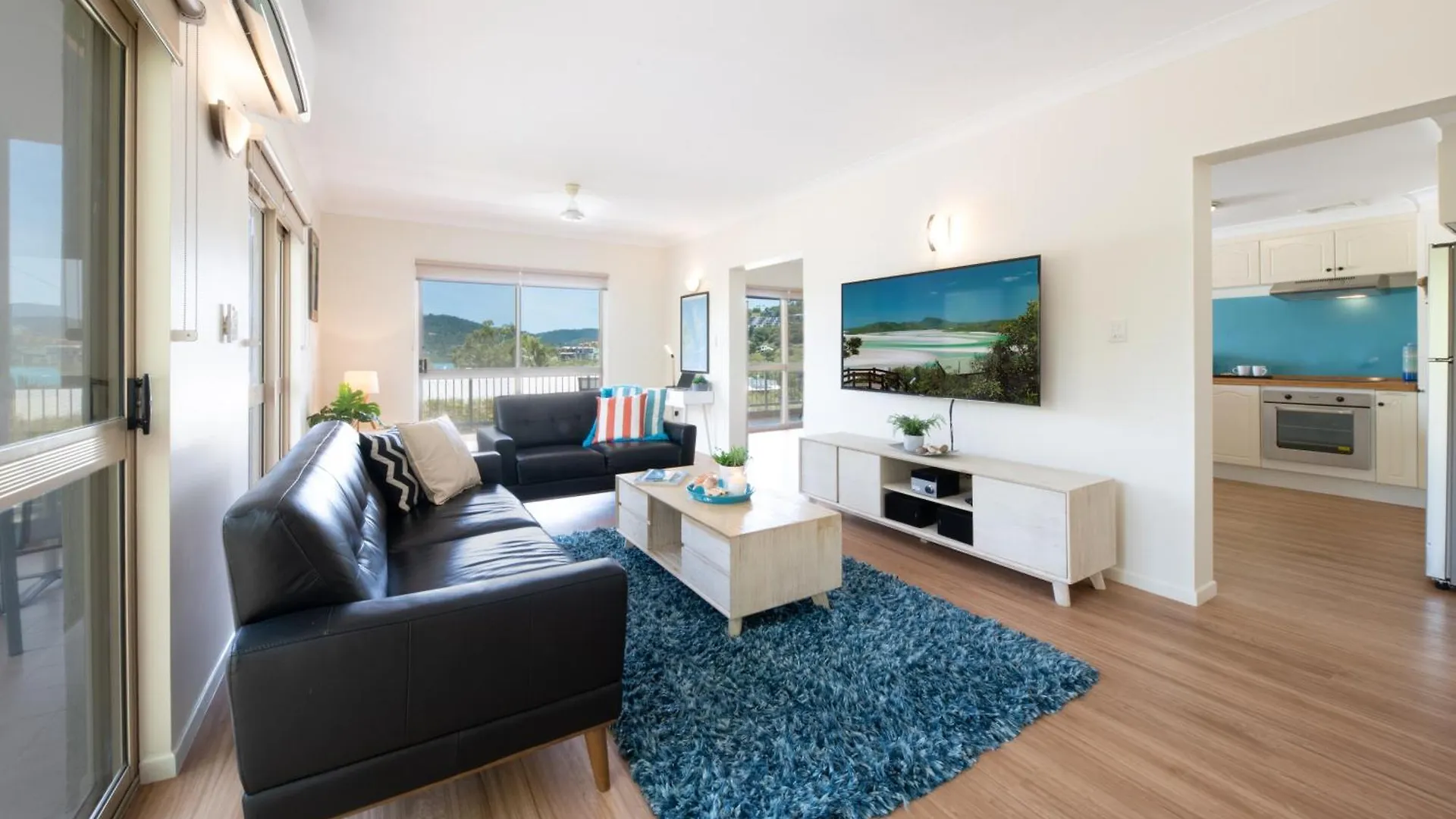 Beach House On Begley - Airlie Beach Central Apartment