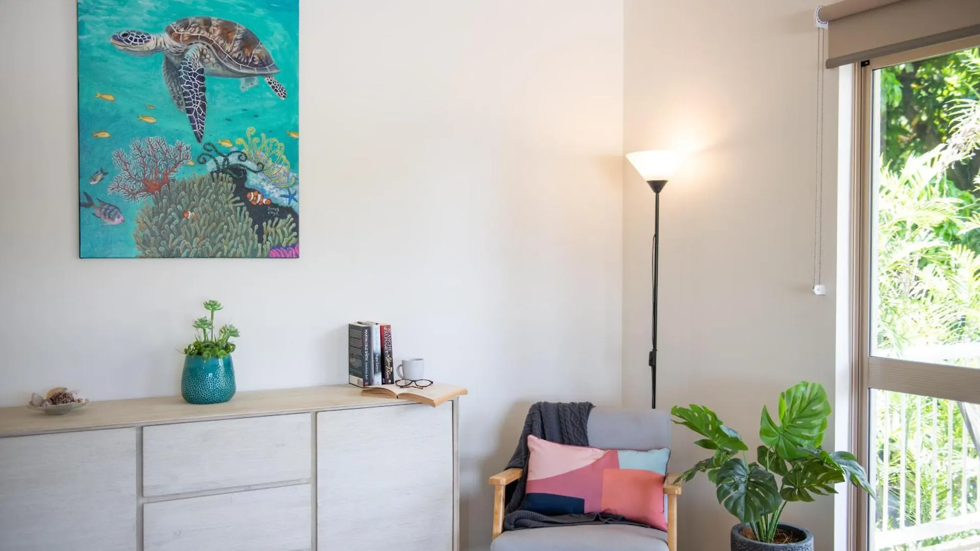 Beach House On Begley - Airlie Beach Central Apartment